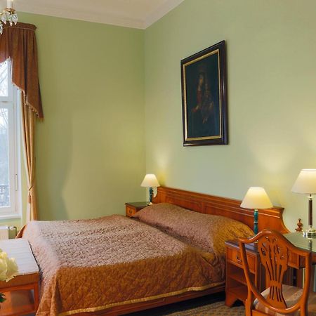 Bristol Vila Tereza Karlovy Vary Exterior foto